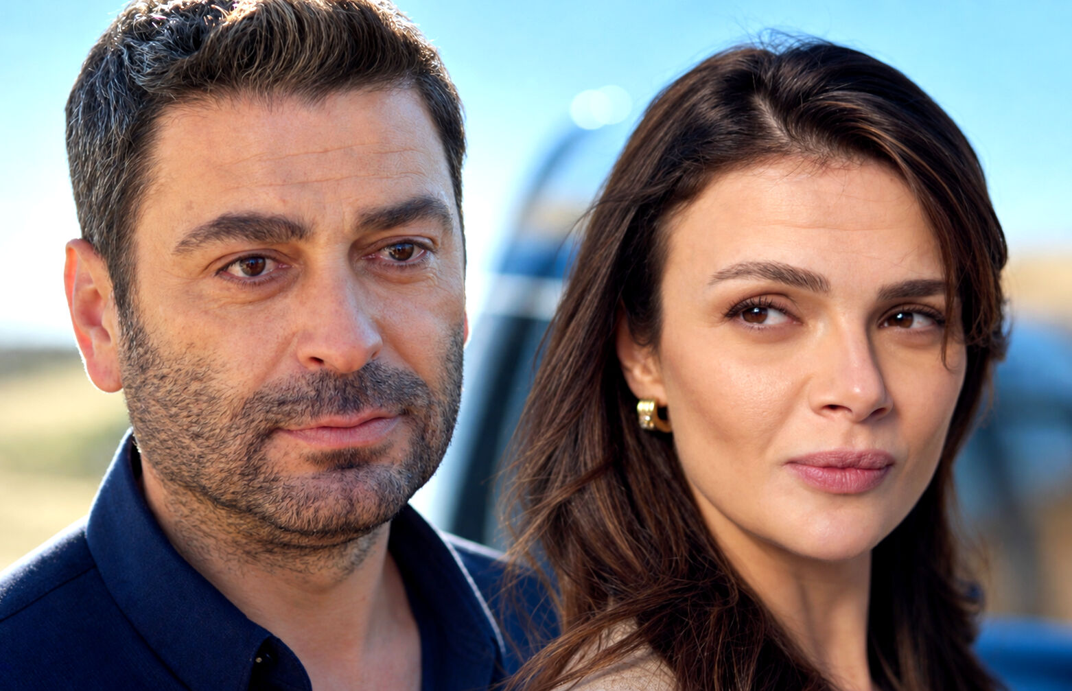lya demuestra hasta dónde llega su amor por Cihan en En tierra lejana