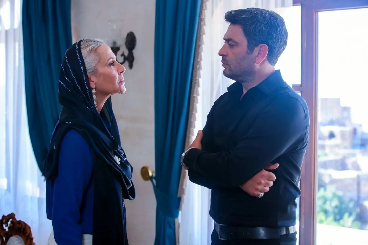 Gonca Cilasun y Ozan Akbaba, una relación madre e hijo en la ficción que traspasa la pantalla