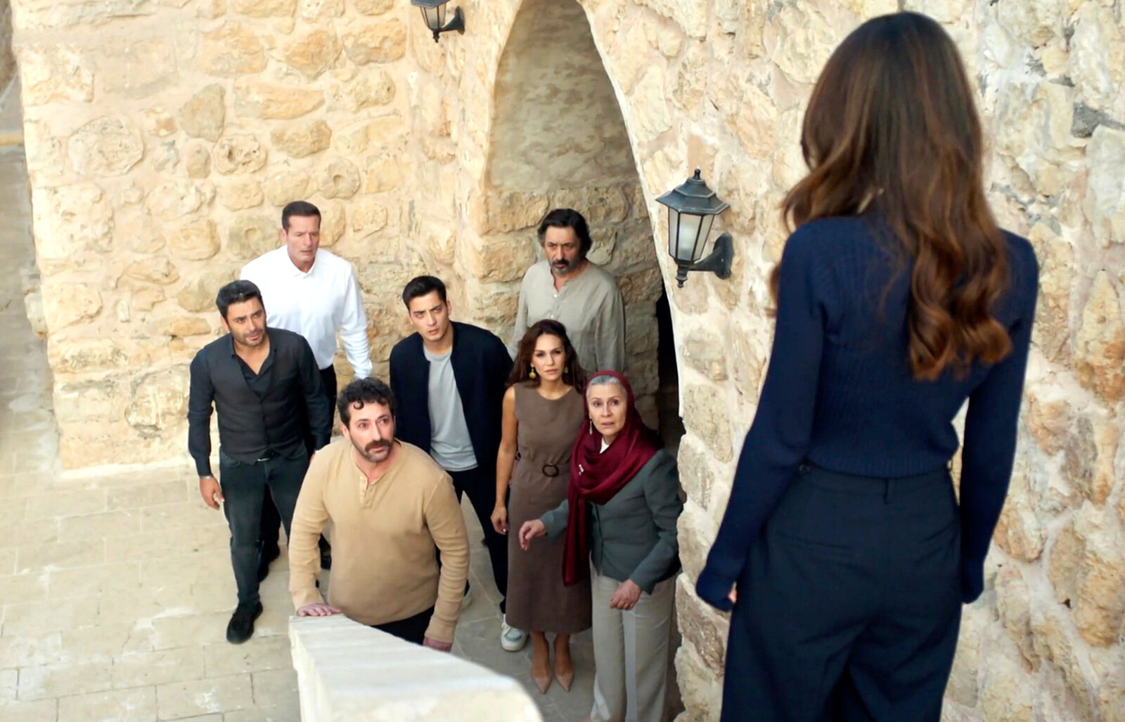 Boran solo reconoce a Alya en En tierra lejana