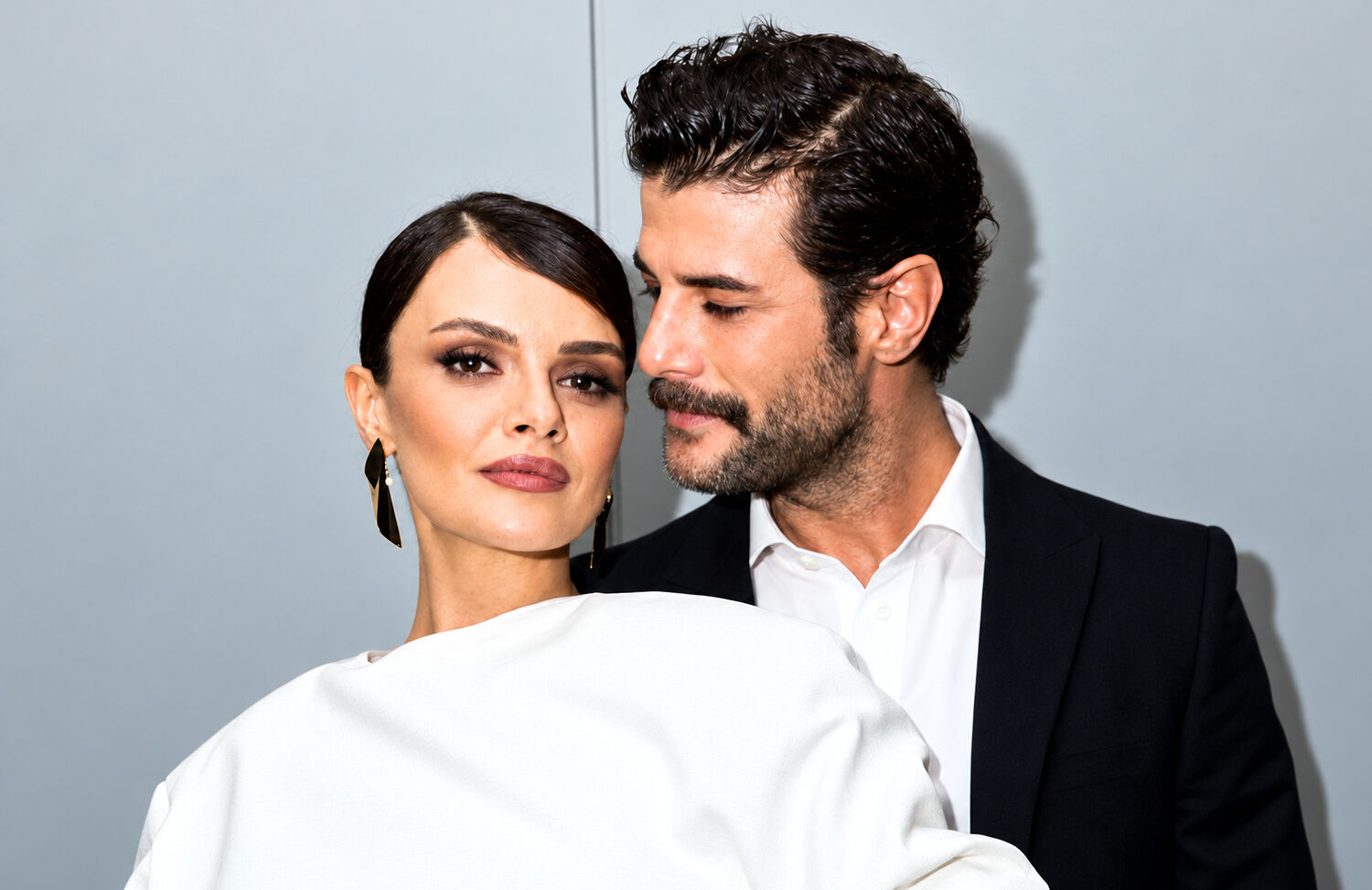Sinem Ünsal y Berk Cankat son pareja en la vida real