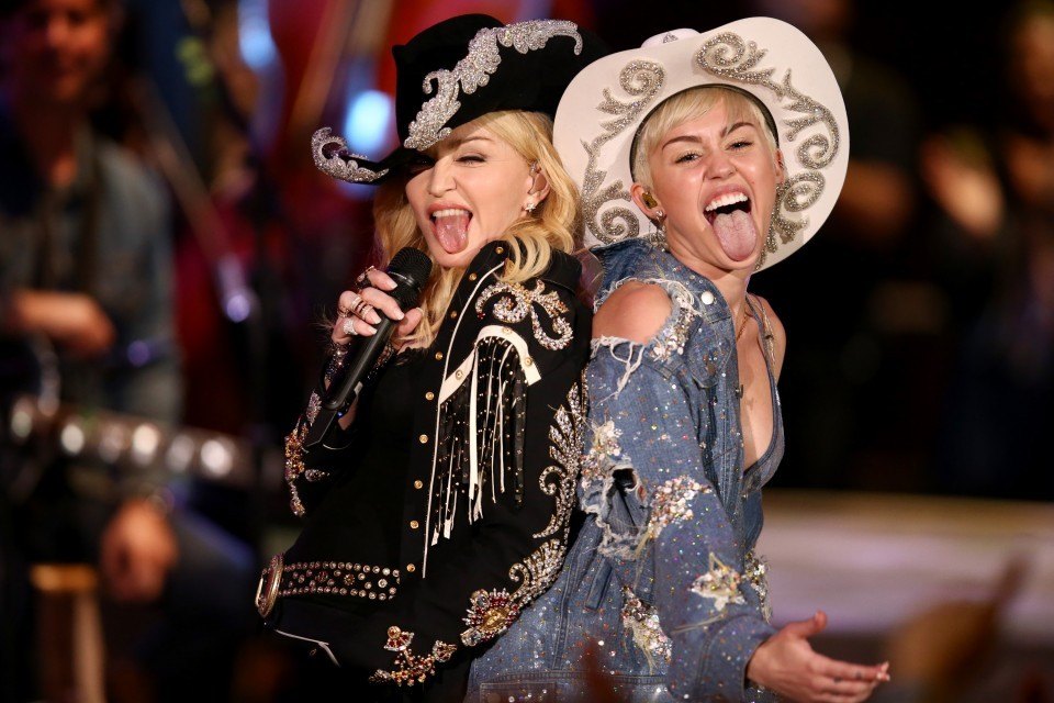 Madonna y Miley Cyrus en el especial MTV Unplugged: Miley Cyrus