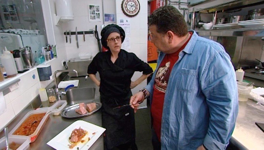Alberto Chicote se enfrenta de nuevo a Teresa en el Anou, en Pesadilla en la cocina