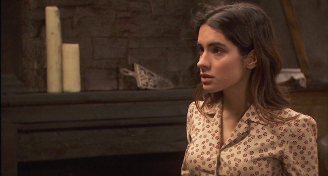 Inés confiesa a Bosco que la hija que perdió era de su novio Plácido, en El secreto de Puente Viejo