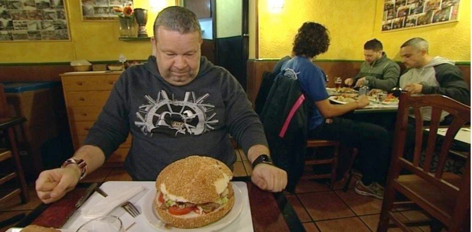 ¿Será capaz Alberto Chicote de comerse una hamburguesa de 1 kilo
