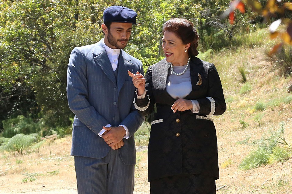 Alguien acecha a Francisca y Saúl, en El secreto de Puente Viejo