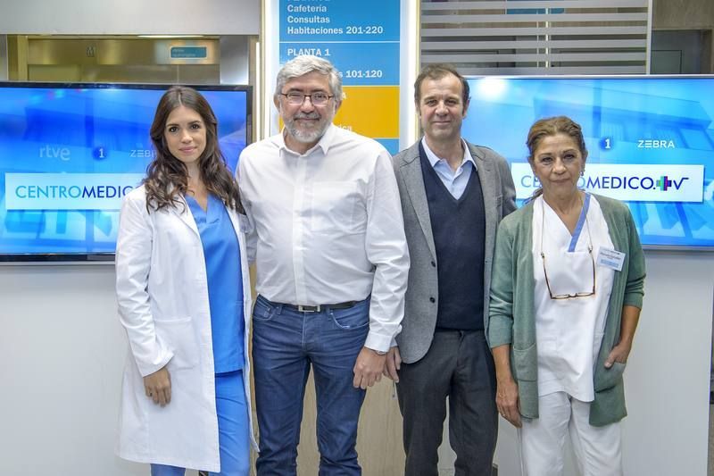 Fernando López Puig y José Velasco, encantados con la incorporación de Lolita Flores y Elena Furiase a Centro médico