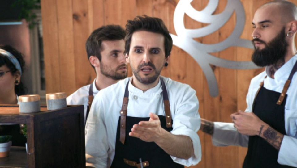 Kaox, el restaurante de Lukax Riesgo que acaba con los críticos de cocina, en Cuerpo de élite