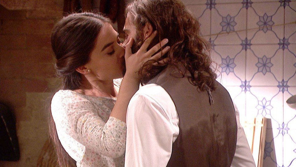 Elsa está decidida a encontrarse con Álvaro, en El secreto de Puente Viejo