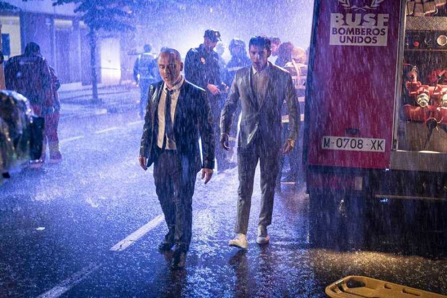 Grabación de una secuencia de la tercera temporada de Estoy vivo, con Javier Gutiérrez y Alejo Sauras