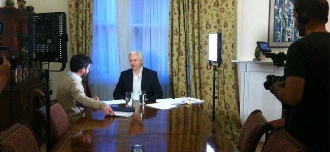 Jordi Évole entrevistará a Julian Assange en Salvados el próximo 19 de mayo