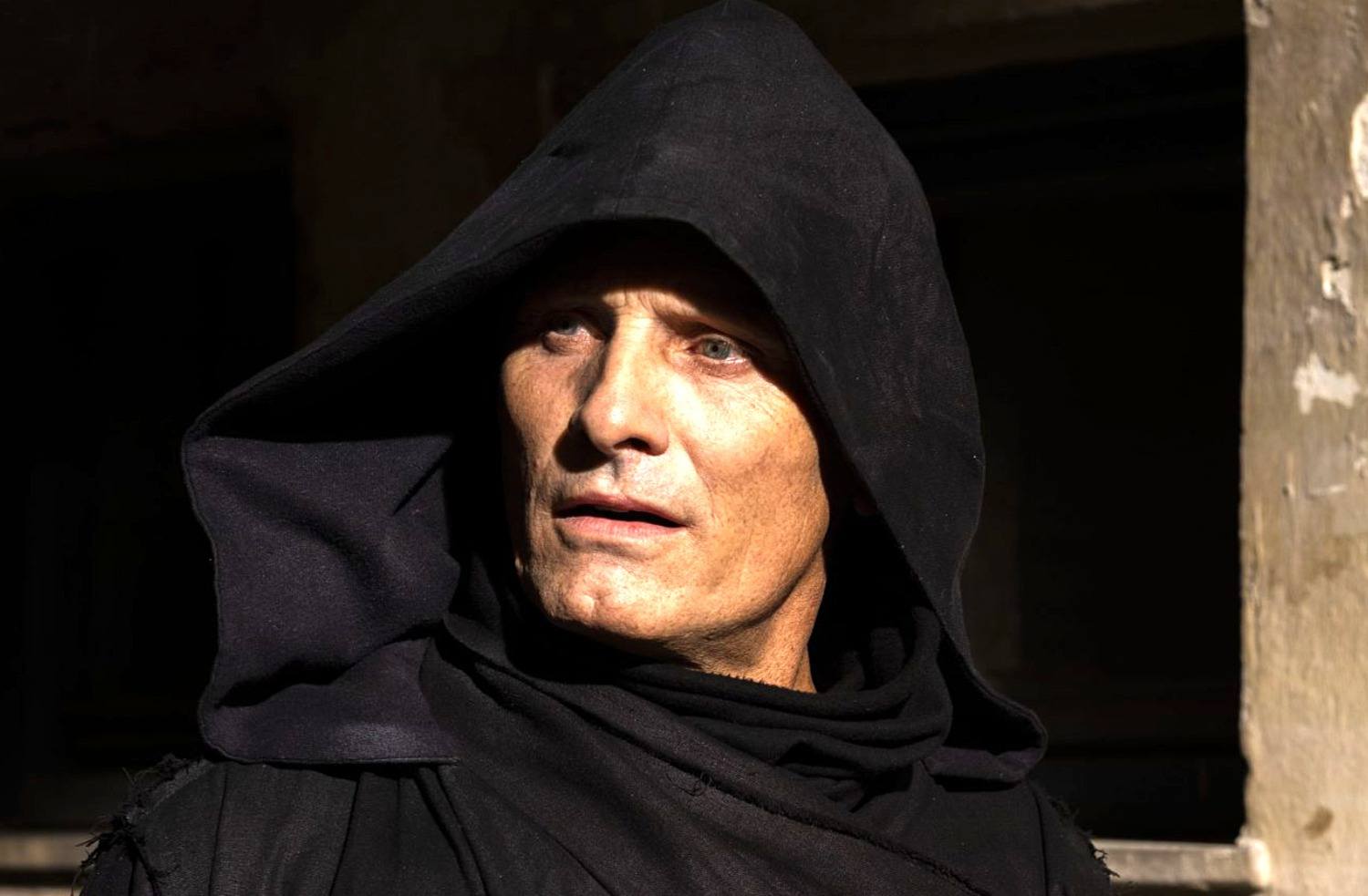 Viggo Mortensen protagoniza la nueva película de David Cronenberg Crímenes del futuro 