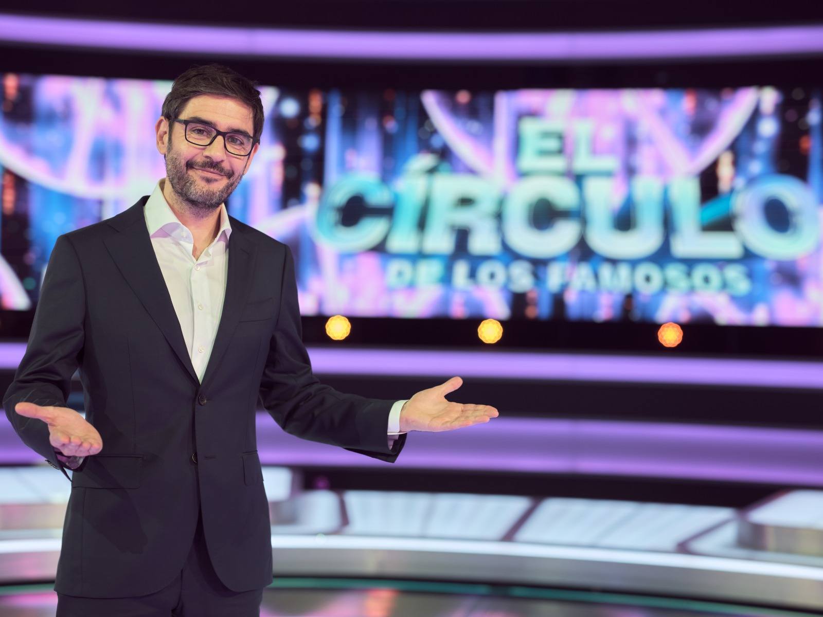 Antena 3 arranca las grabaciones de El círculo de los famosos, el nuevo concurso de éxito internacional, presentado por Juanra Bonet