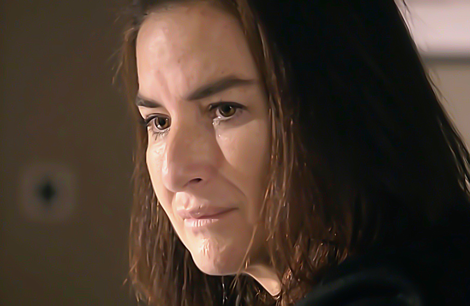 La decisión de Pilar al verse acorralada por la policía lo cambia todo para siempre, en Servir y proteger
