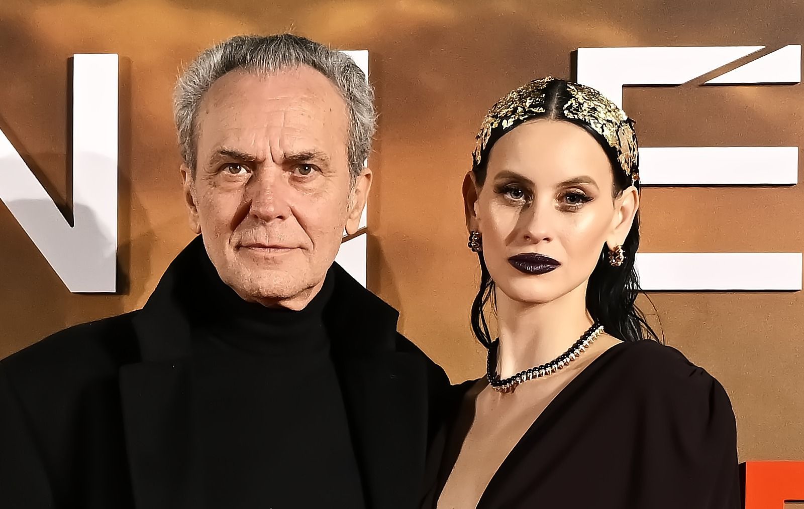 José Coronado y Milena Smit en el preestreno de La chica de nieve en Málaga