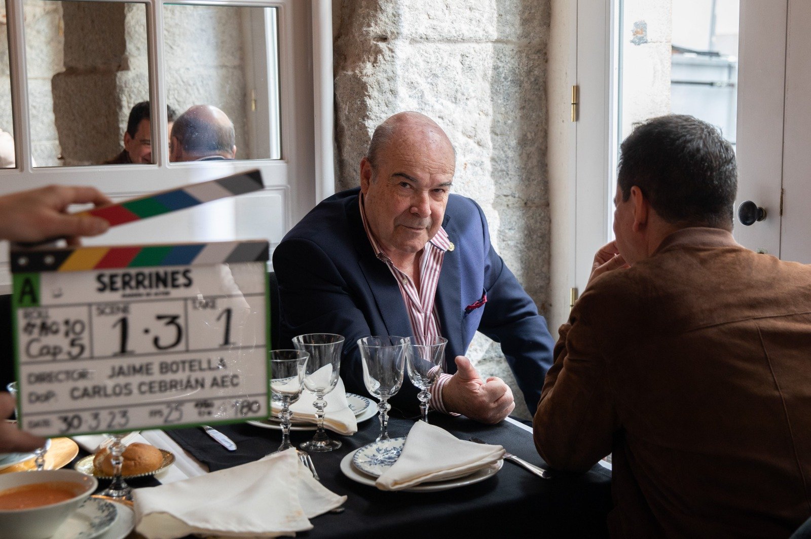 Antonio Resines ya graba su nueva serie Serrines, madera de actor